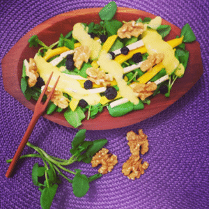 Salada ao Molho de Manga 
