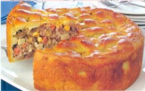 Empadão de Carne Desfiada