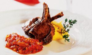 Cordeiro com Chutney de Pimentão