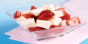 Gelatina de Creme de Leite e Fruta